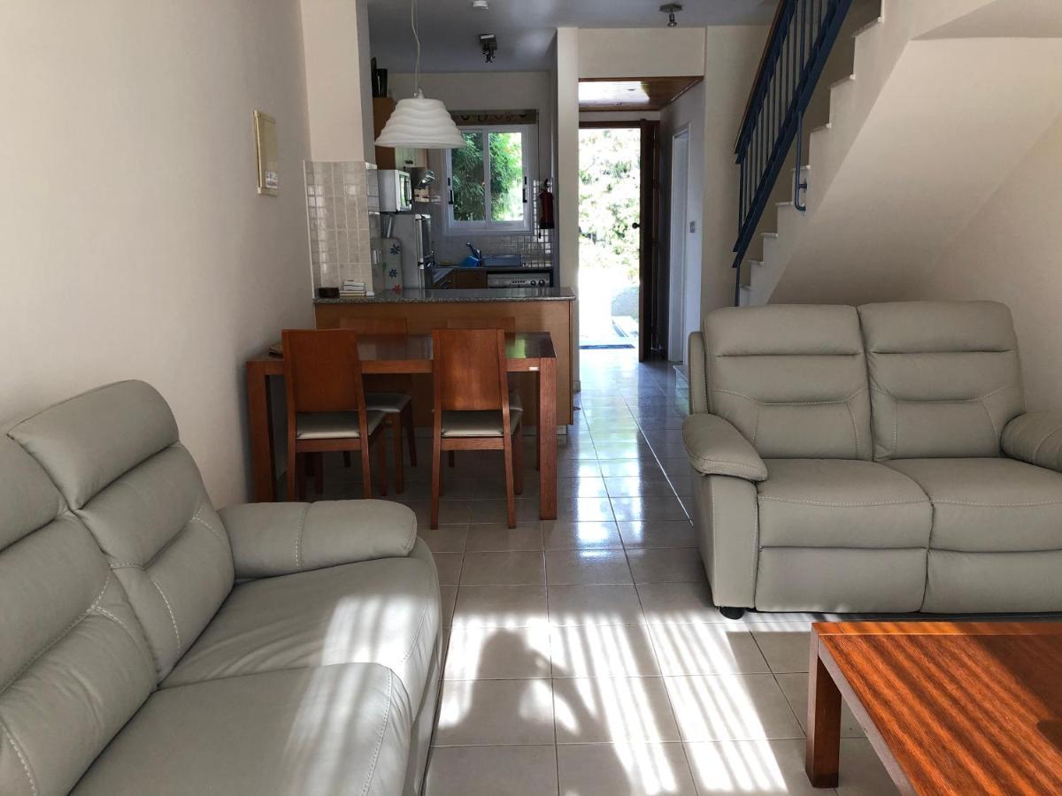Exceptional Townhouse Villa Paphos Eksteriør bilde