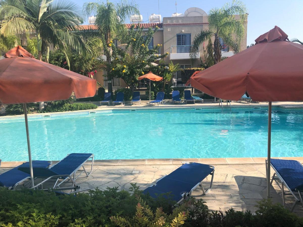 Exceptional Townhouse Villa Paphos Eksteriør bilde