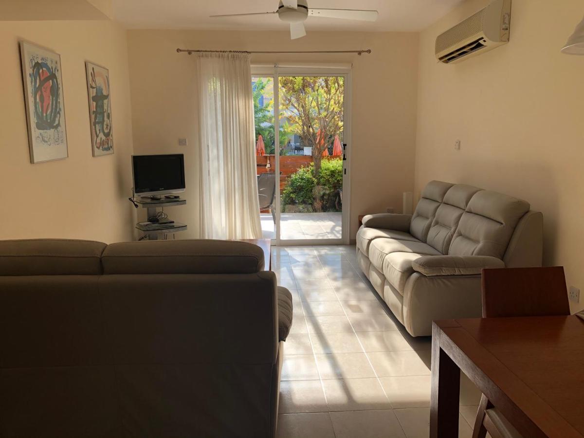 Exceptional Townhouse Villa Paphos Eksteriør bilde